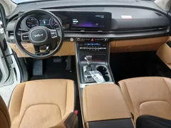 2022 Kia Carnival Diesel 9-Seater Prestige — фото 19