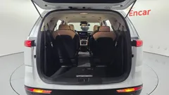 2023 Kia Carnival Gasoline 9-Seater Prestige — фото 18