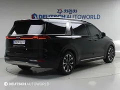 2023 Kia Carnival Diesel 9-Seater Noblesse — фото 2