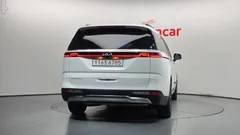 2023 Kia Carnival Diesel 9-Seater Noblesse — фото 4