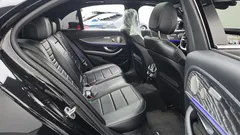 2022 Mercedes-Benz E-Class E350 4MATIC AMG Line — фото 11