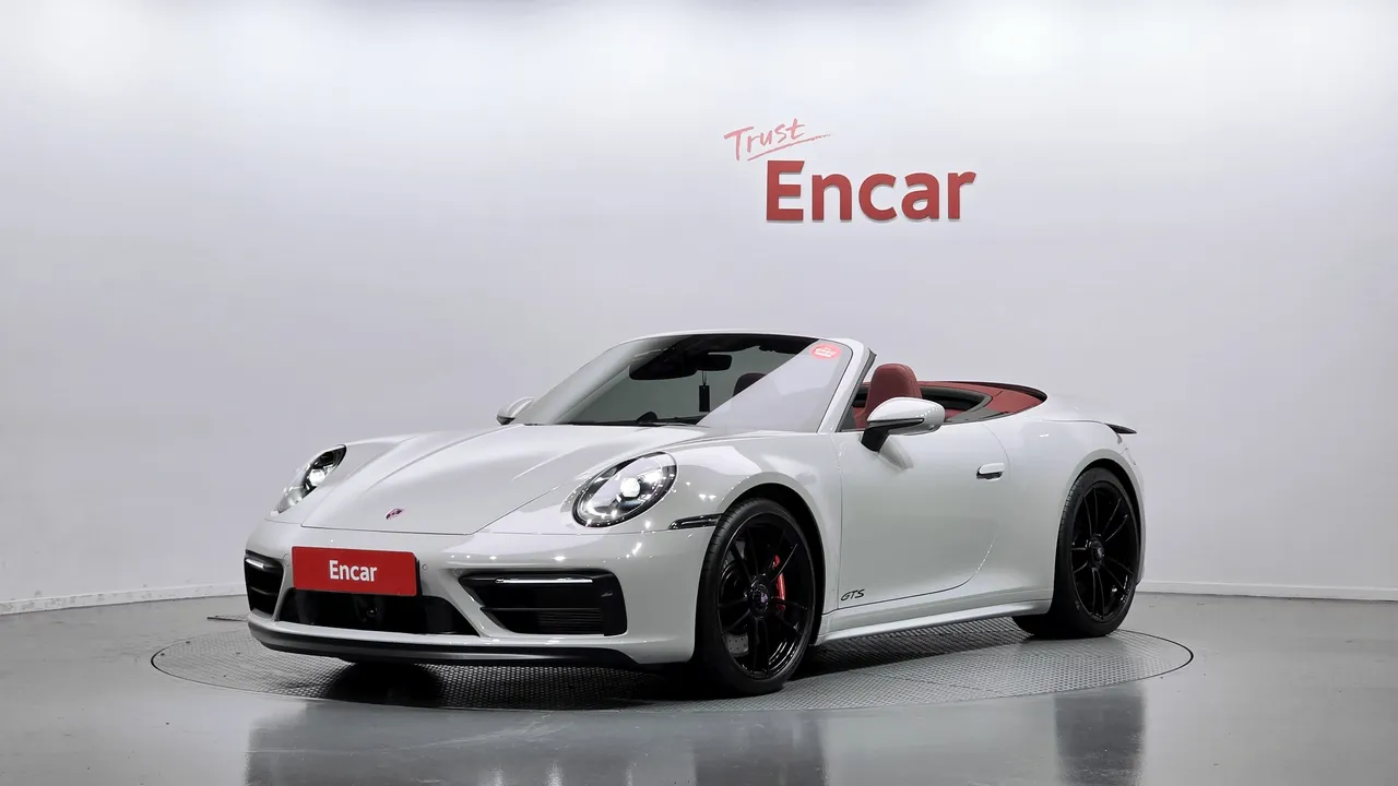 2023 Porsche 911 Carrera 4 GTS Cabriolet