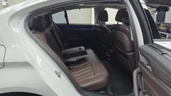 2023 BMW 5-Series 530i xDrive Luxury — фото 11