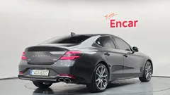 2022 Genesis G70 Gasoline 2.0T 4WD — фото 2
