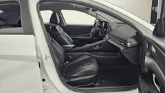 2023 Hyundai Avante Smart — фото 11