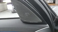 2023 BMW 5-Series 530e Luxury — фото 10