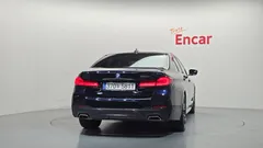 2023 BMW 5-Series 530i M Sport Package — фото 4