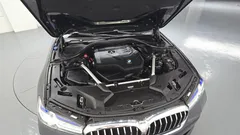2023 BMW 5-Series 530i M Sport Package — фото 6