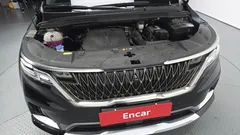 2023 Kia Carnival Gasoline 7-Seater Hi-Limousine — фото 6