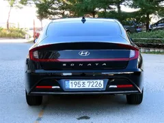 2023 Hyundai Sonata Premium Plus — фото 4