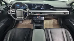 2023 Hyundai Grandeur 3.5 LPG 2WD (Taxi) — фото 7