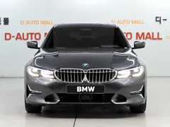 2022 BMW 3-Series 320i Touring Luxury — фото 3