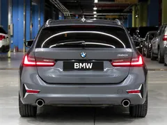 2022 BMW 3-Series 320i Touring Luxury — фото 4