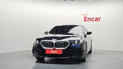 2024 BMW 5-Series 520i M Sport — фото 3