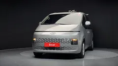 2023 Hyundai Staria Tourer 11-Seater — фото 3