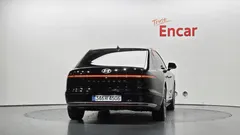 2023 Hyundai Grandeur Premium — фото 4