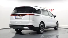 2023 Kia Carnival Diesel 9-Seater Signature — фото 2