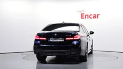 2022 BMW 5-Series 530e M Sport — фото 4