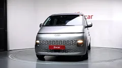 2023 Hyundai Staria Tourer 11-Seater — фото 3