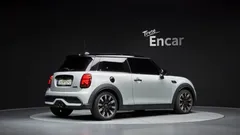 2023 Mini Cooper Classic — фото 2