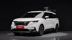 2023 Kia Carnival Diesel 9-Seater Signature — фото 1