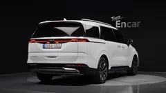 2023 Kia Carnival Diesel 9-Seater Signature — фото 2
