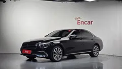 2023 Mercedes-Benz E-Class E300e 4MATIC Exclusive — фото 1