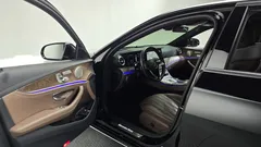 2023 Mercedes-Benz E-Class E300e 4MATIC Exclusive — фото 10