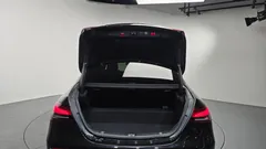 2023 Mercedes-Benz E-Class E300e 4MATIC Exclusive — фото 18