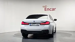 2023 BMW 5-Series 530i M Sport Package — фото 4