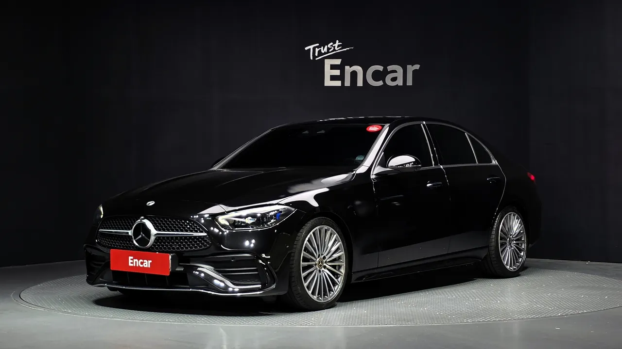 2023 Mercedes-Benz C-Class C300 4MATIC AMG Line