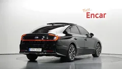 2022 Hyundai Sonata 2.0 — фото 2