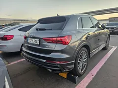 2022 Audi Q3 35 TDI Premium — фото 4