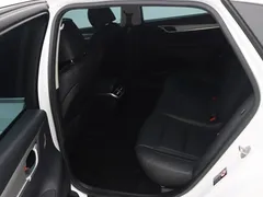 2023 Hyundai Grandeur 3.0 LPi Rent Car — фото 14