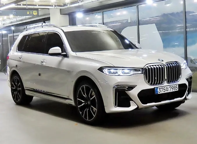 2022 BMW X7 xDrive 40i M Sport 6STR