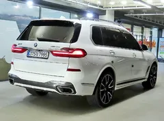 2022 BMW X7 xDrive 40i M Sport 6STR — фото 4