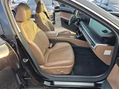2023 Hyundai Grandeur Premium — фото 12