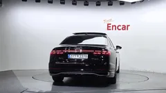 2022 Audi A8 55 TFSI Quattro Premium LWB — фото 4