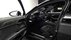 2022 Audi A8 55 TFSI Quattro Premium LWB — фото 10