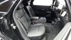 2022 Audi A8 55 TFSI Quattro Premium LWB — фото 16