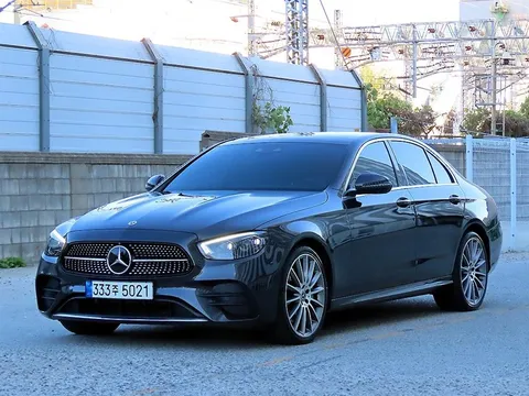 2022 Mercedes-Benz E-Class E350 4MATIC AMG Line