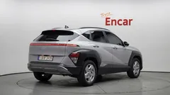 2023 Hyundai Kona Premium — фото 2