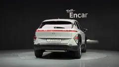 2023 Hyundai Kona Gasoline 1.6 Turbo 2WD, серый — фото 4