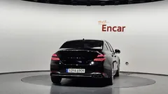 2022 Genesis G70 Gasoline 2.0T 4WD — фото 4