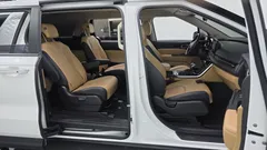 2023 Kia Carnival Diesel 9-Seater Prestige — фото 20