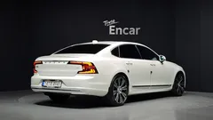 2022 Volvo S90 T8 AWD Ultimate Bright — фото 2