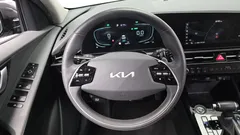 2023 Kia Niro Prestige — фото 13