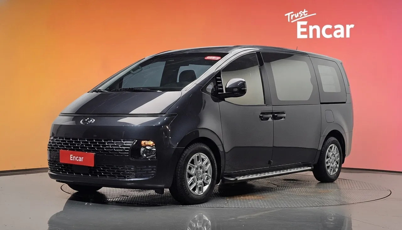 2023 Hyundai Staria Cargo 5-Seater