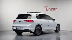 2023 Volkswagen Golf 2.0 TDI Prestige — фото 2