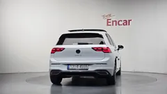 2023 Volkswagen Golf 2.0 TDI Prestige — фото 4
